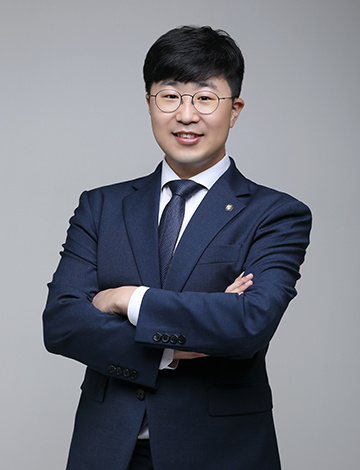 김민수